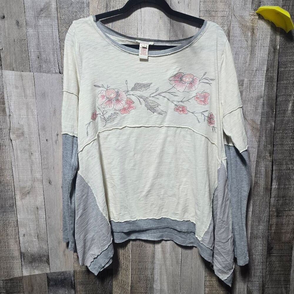 Sundance Mixed Media Floral Embroidered Cream Grey Tee Large Boho Comfy Casual